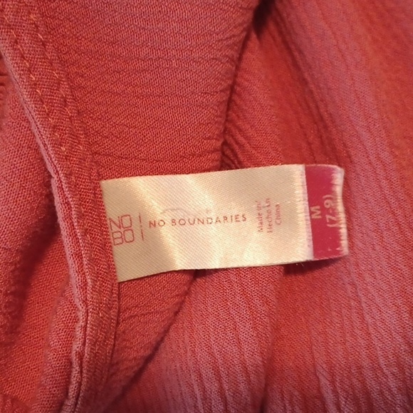 -- No Boundaries Pink Top - Picture 6 of 9